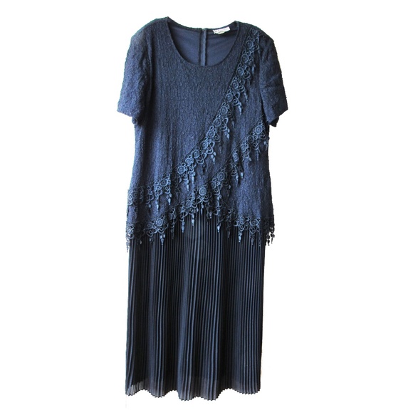 SL Fashions Dresses & Skirts - SL Fashion Lace Pleated Tiered Short Sleeve  Dress